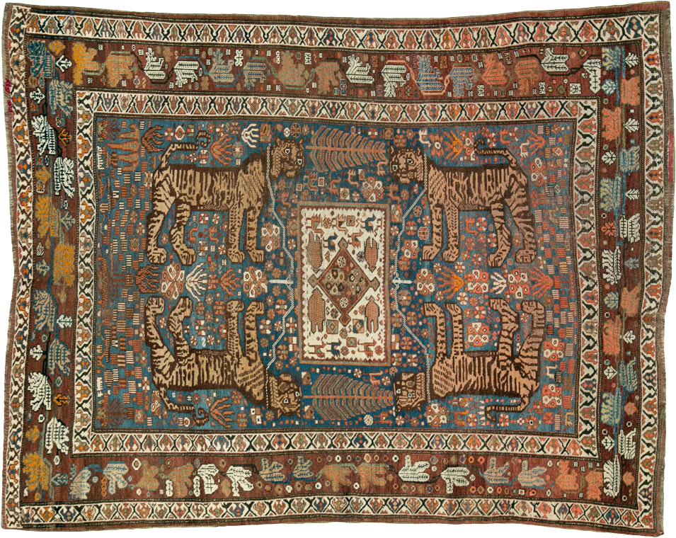 Antique Persian Qashqai Pictorial Rug, No.25570 - Staging