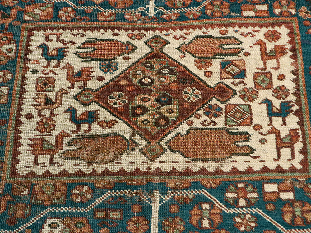 Antique Persian Qashqai Pictorial Rug, No.25570 - Staging