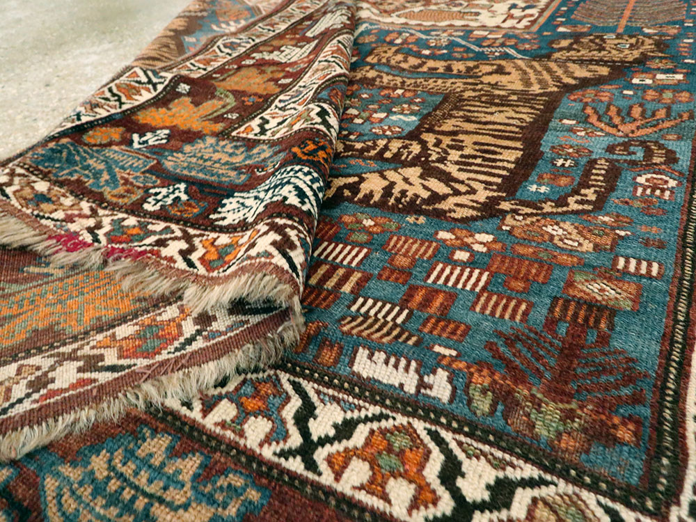 Antique Persian Qashqai Pictorial Rug, No.25570 - Staging