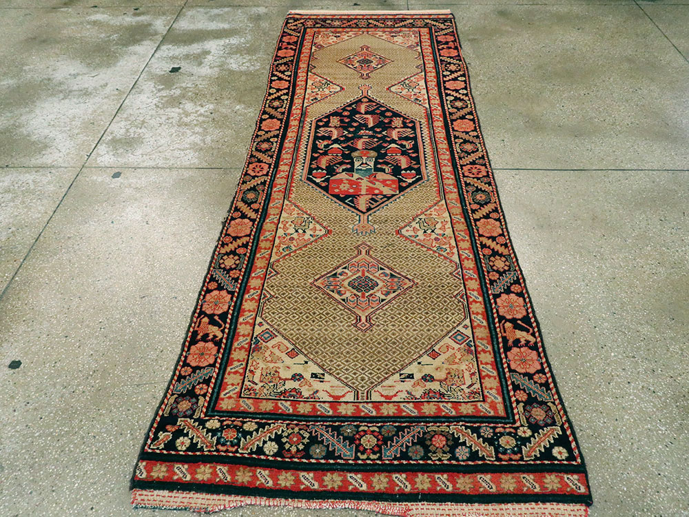 Antique Persian Hamadan Pictorial Rug, No.25572 - Staging