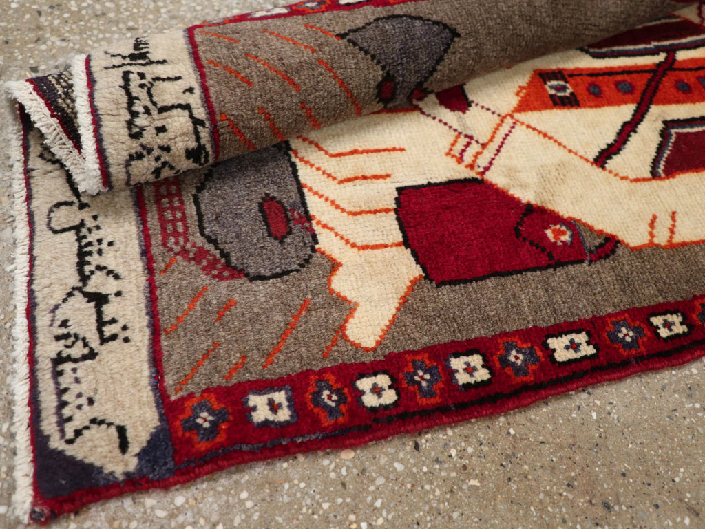 Vintage Pictorial Hamadan Rug, No.25586 - Staging