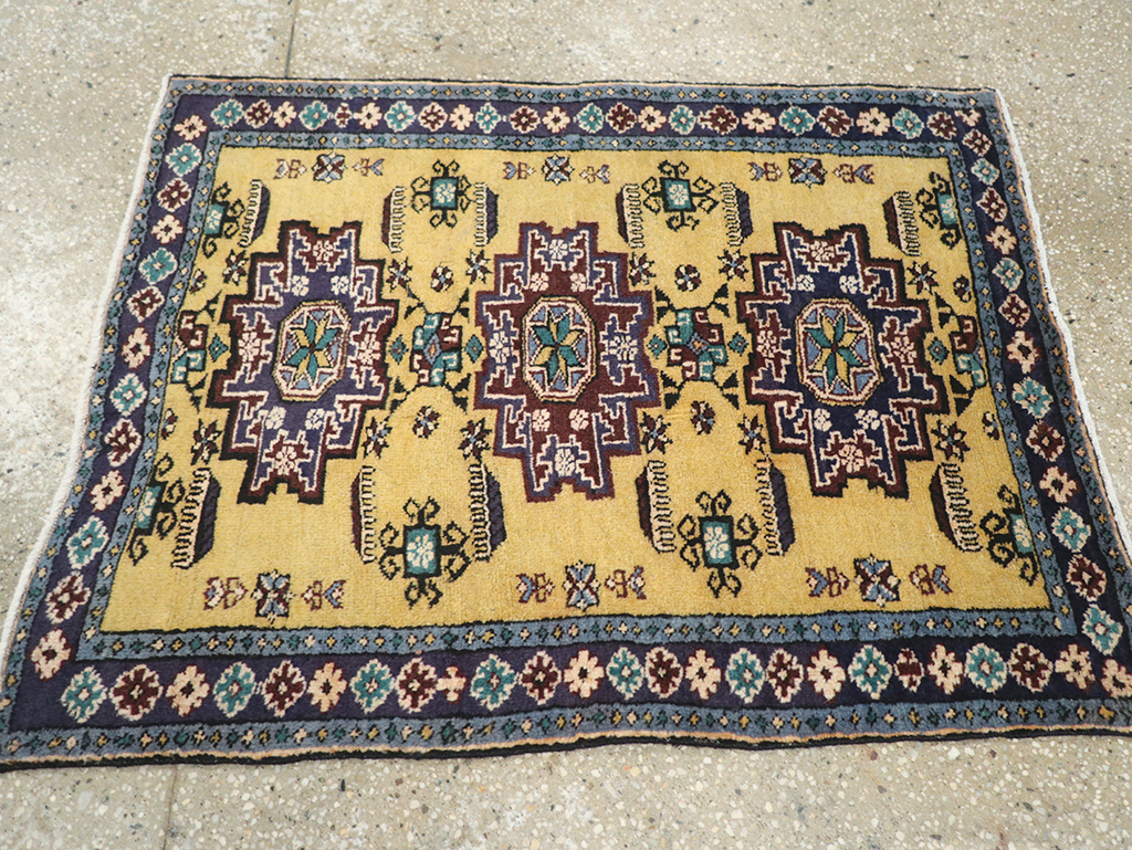 Vintage Tabriz Rug, No.25603 - Staging