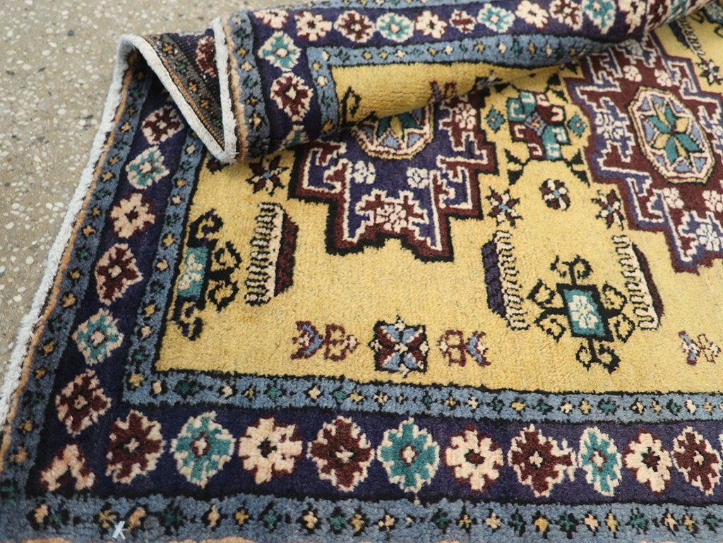 Vintage Tabriz Rug, No.25603 - Staging