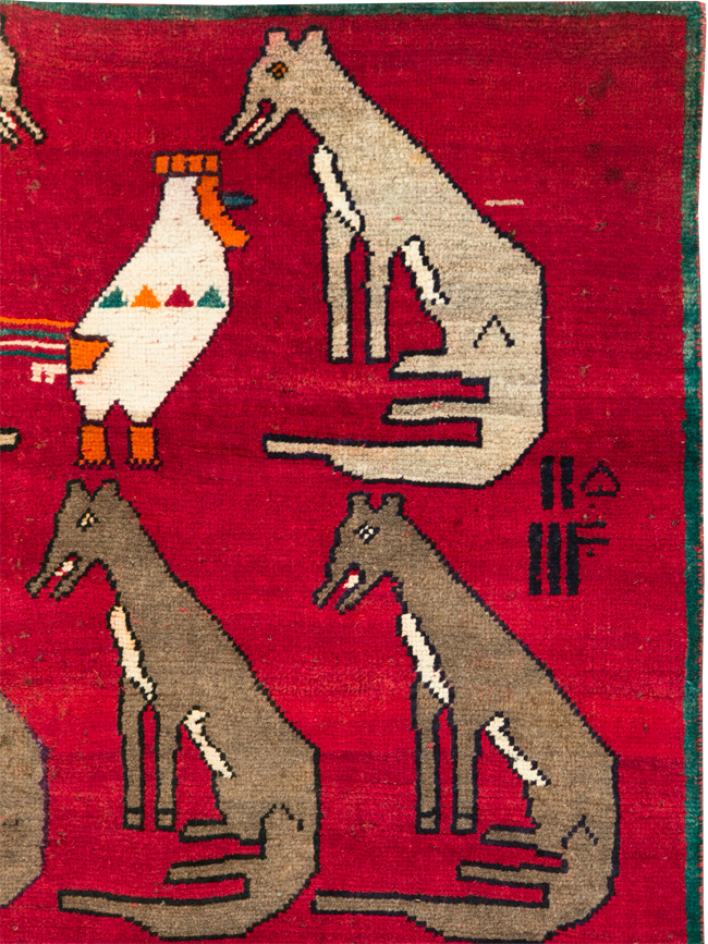 Vintage Persian Shiraz Pictorial Rug, No.25607 - Staging