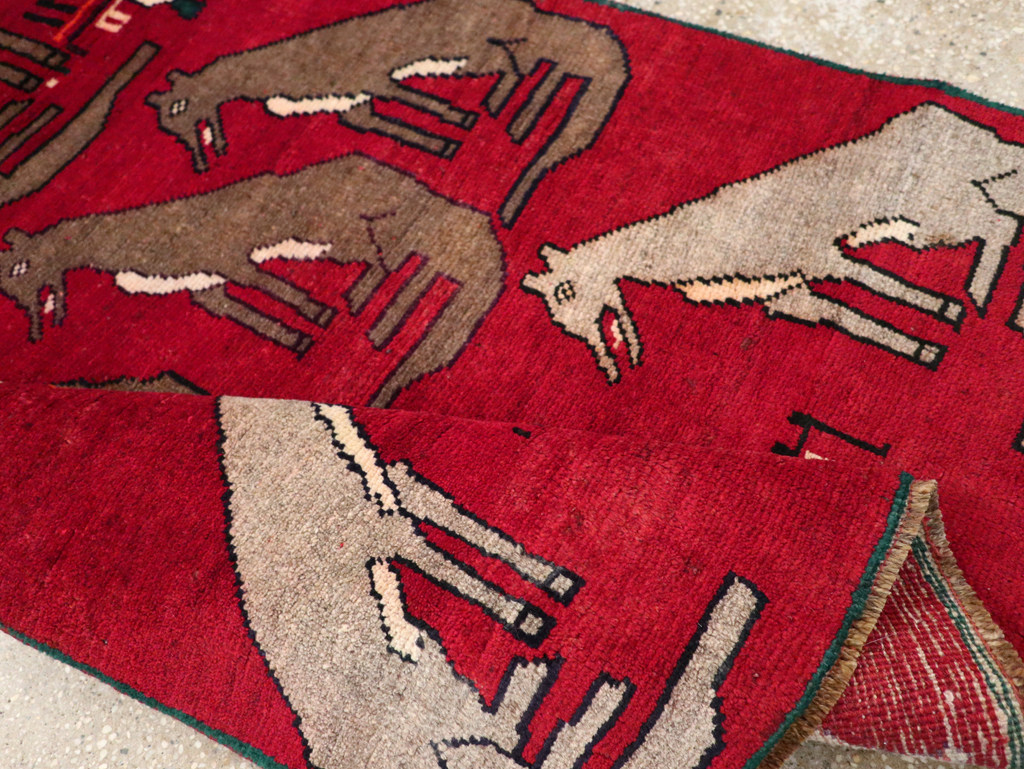 Vintage Persian Shiraz Pictorial Rug, No.25607 - Staging