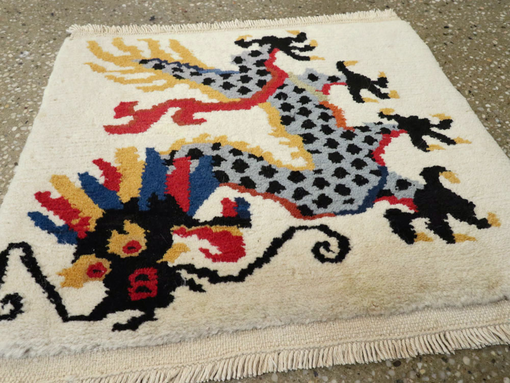 Vintage Chinese Art Deco Rug, No.25656 - Staging