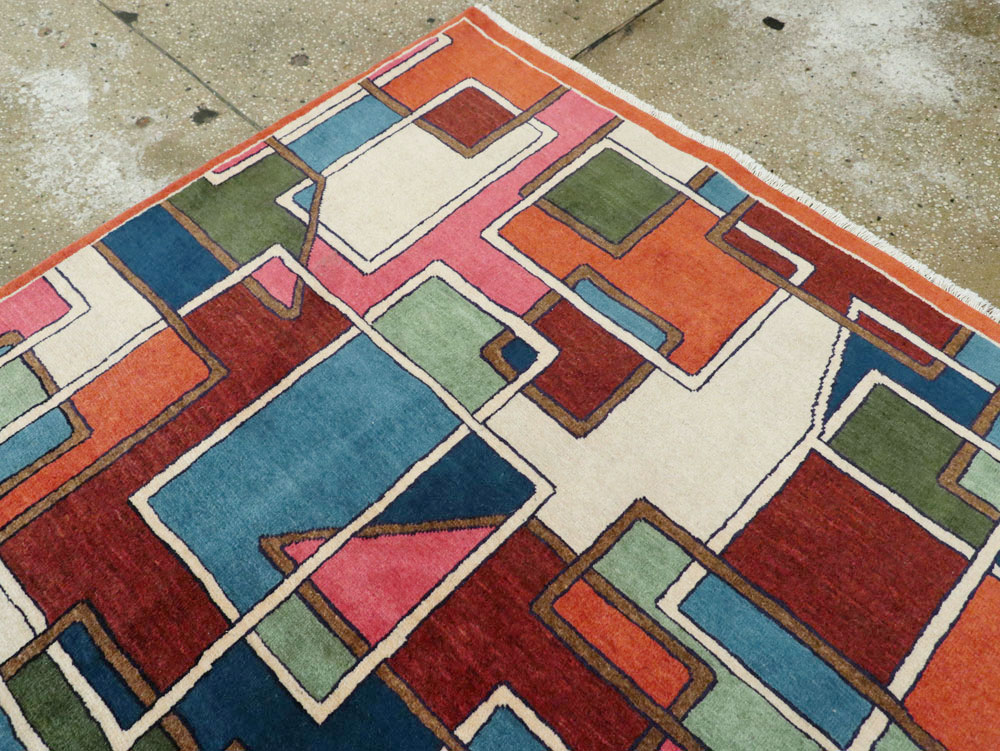 Vintage Persian Sarouk Art Deco Carpet, No.25672 - Staging