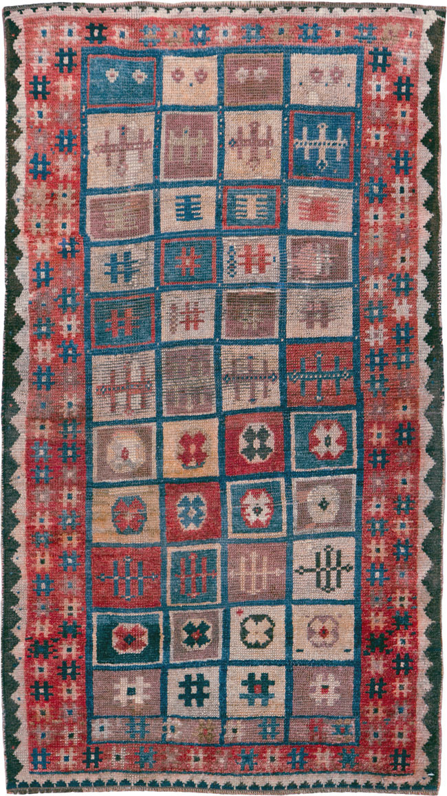 Vintage Persian Gabbeh Throw Rug, No.25693 - Staging