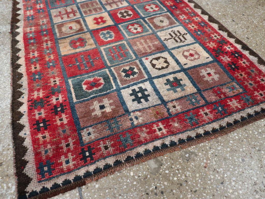 Vintage Persian Gabbeh Throw Rug, No.25693 - Staging