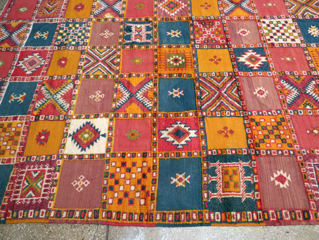 Vintage Moroccan Oversize Carpet, No.25717 - Staging