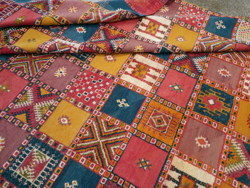 Vintage Moroccan Oversize Carpet, No.25717 - Staging