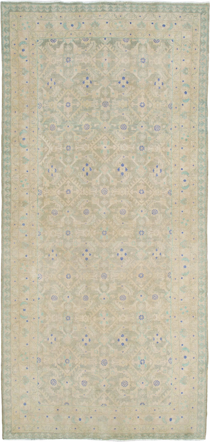 Vintage Persian Malayer Gallery Carpet, No.25742 - Staging