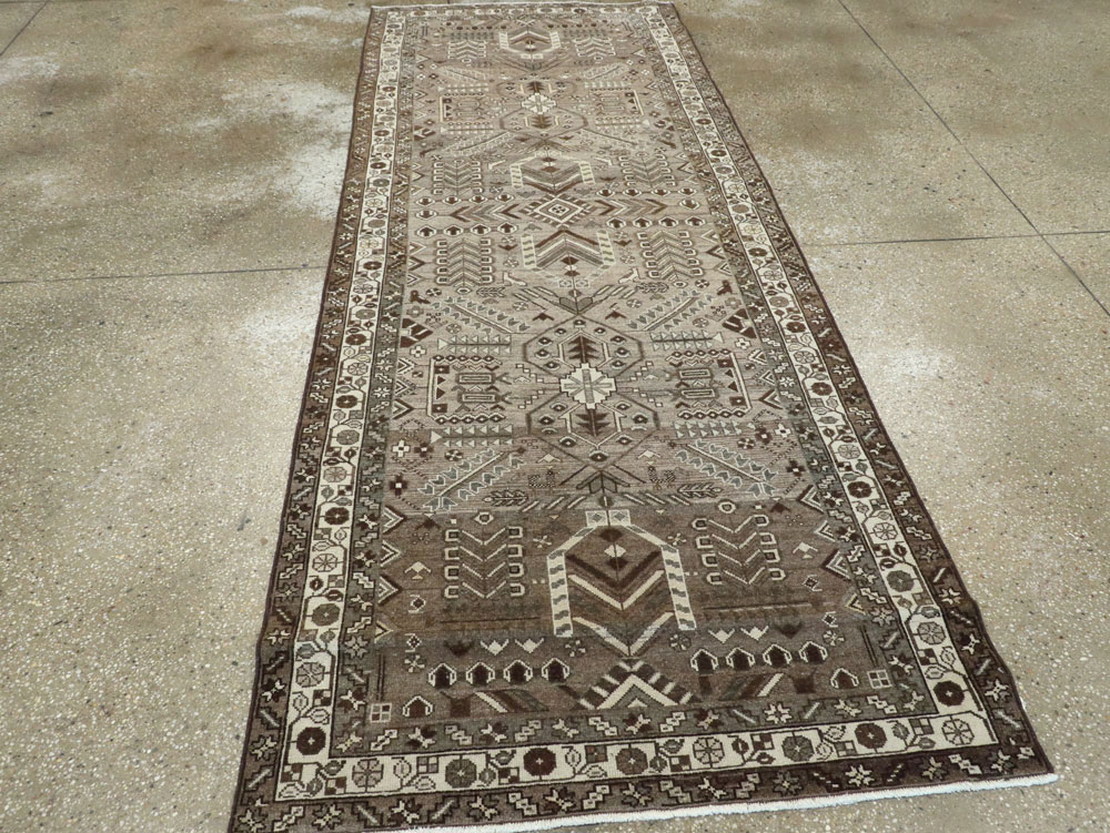 Vintage Persian Malayer Rug, No.25755 - Staging
