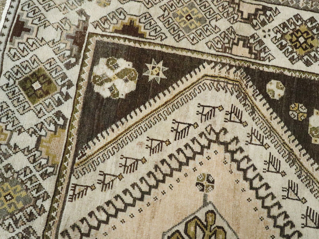 Vintage Persian Malayer Carpet, No.25756 - Staging