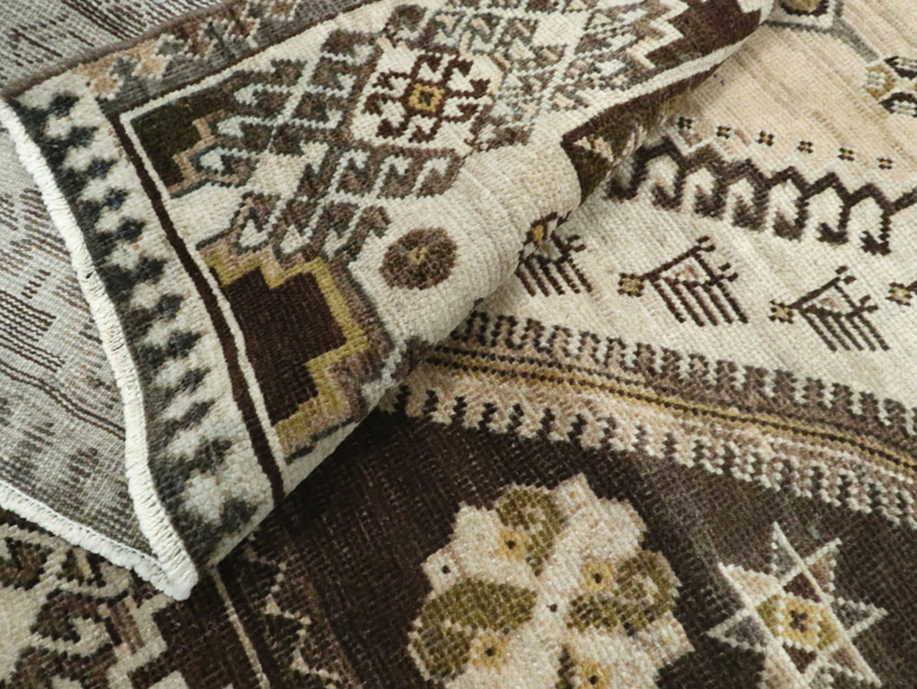 Vintage Persian Malayer Carpet, No.25756 - Staging