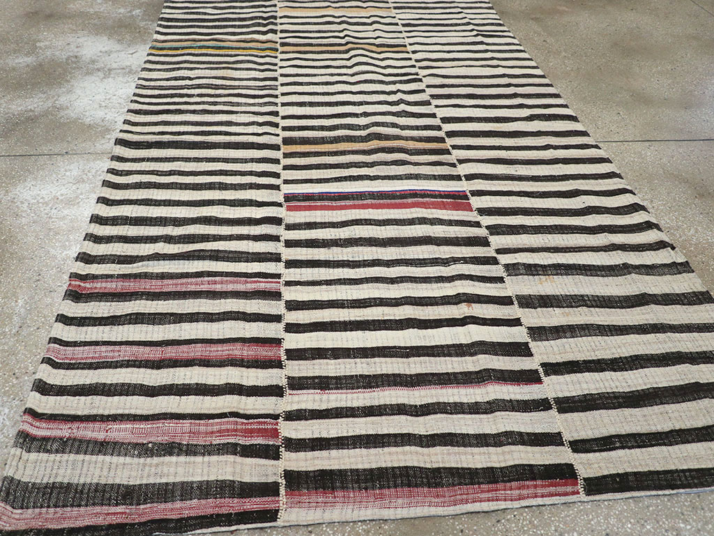 Vintage Persian Flatweave Kilim Accent Rug, No.25843 - Staging