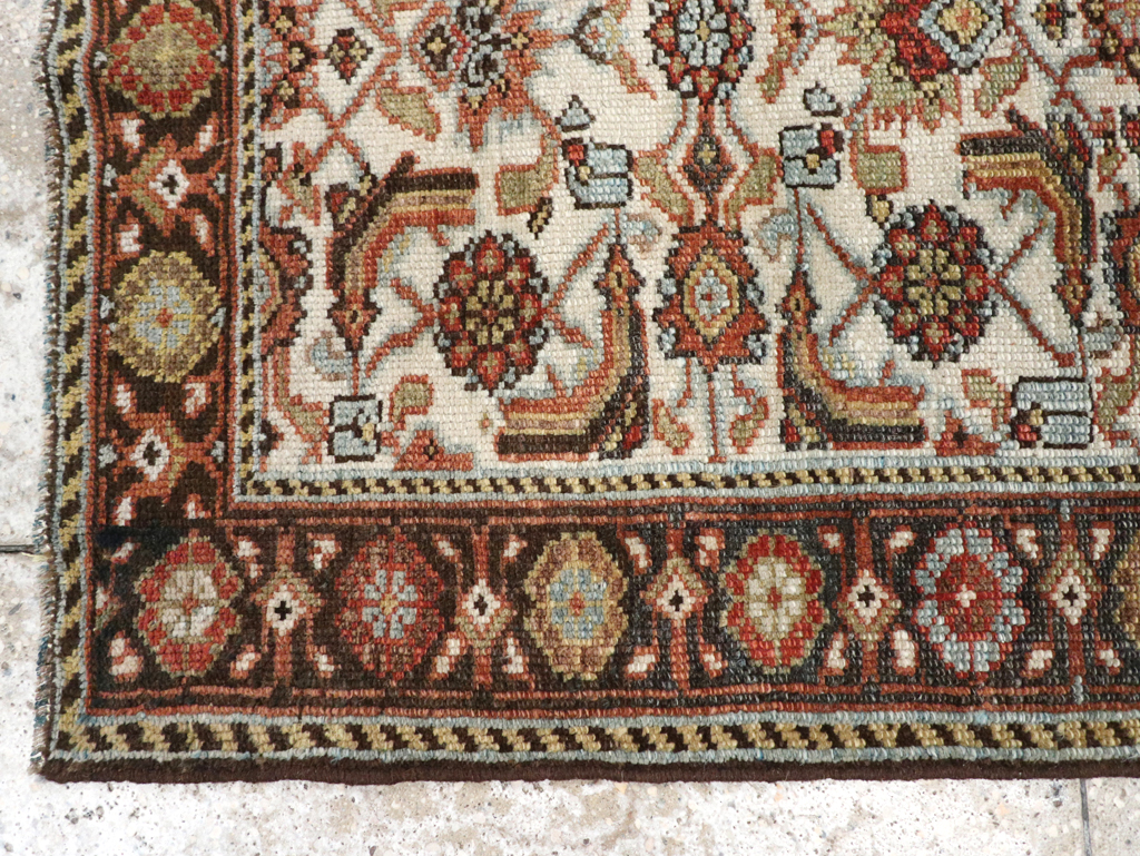Vintage Persian Mahal Rug, No.25855 - Staging