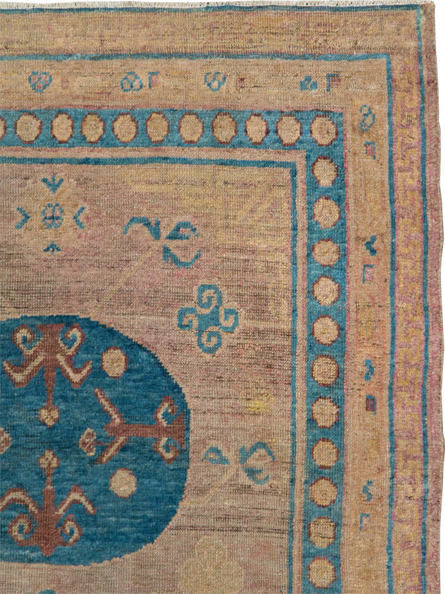 Antique East Turkestan Khotan Accent Rug, No.25862 - Staging