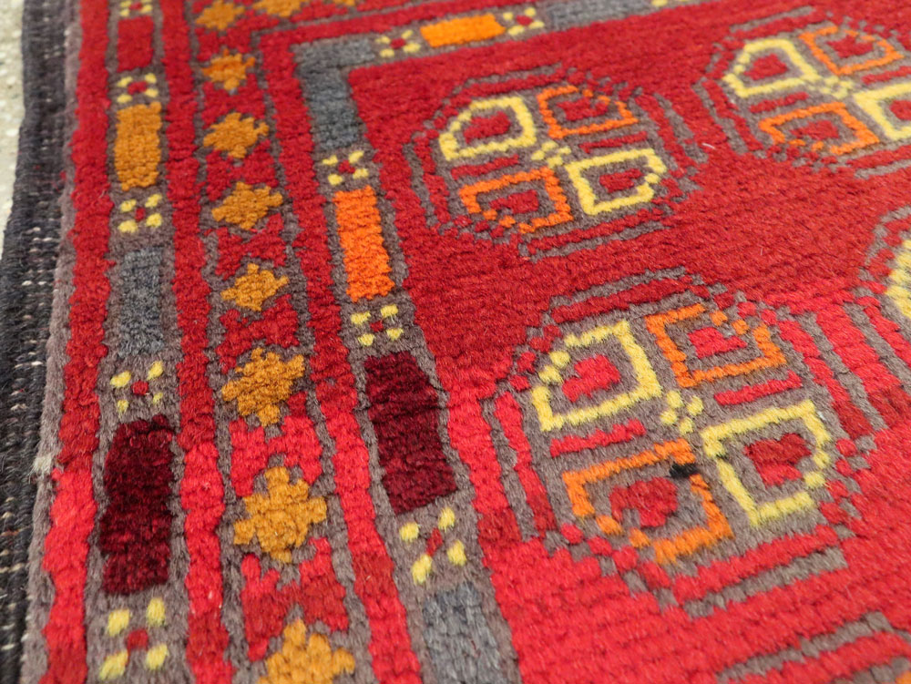Vintage Central Asian Turkoman Tribal Throw Rug, No.25864 - Staging