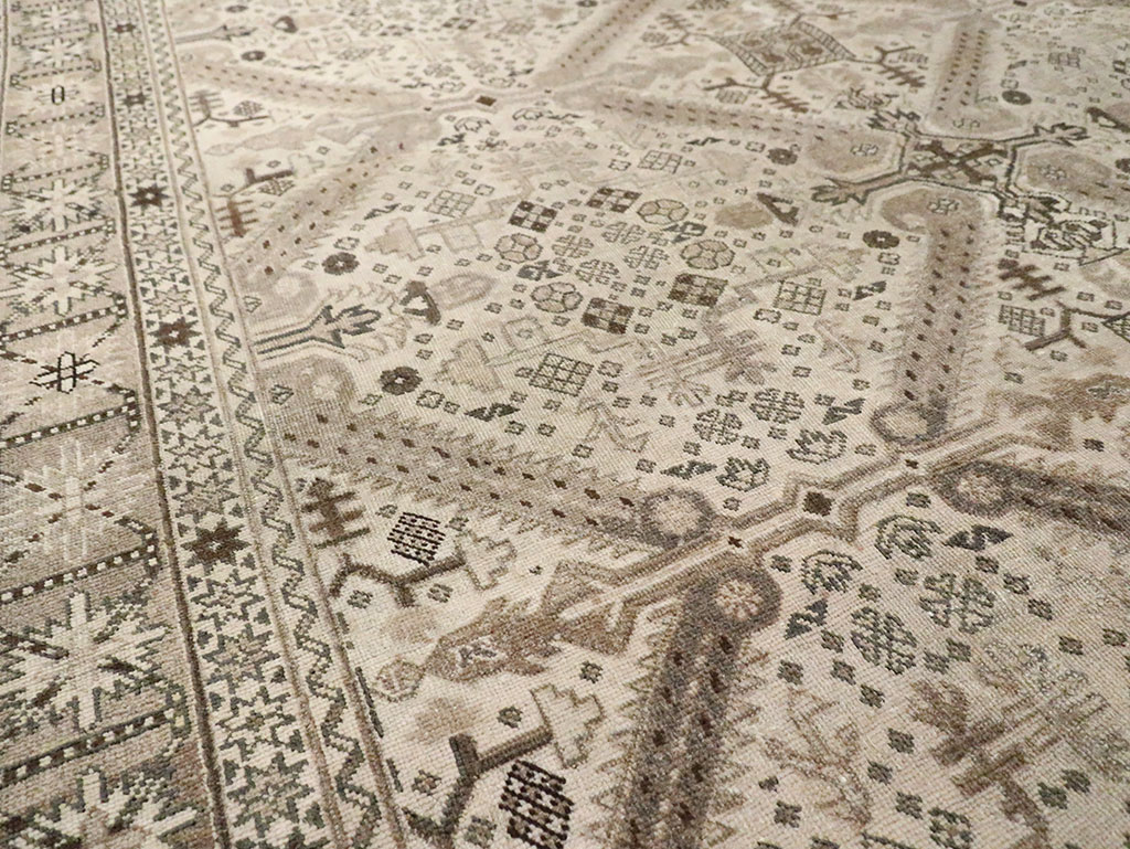 Vintage Persian Tabriz Accent Carpet, No.25866 - Staging