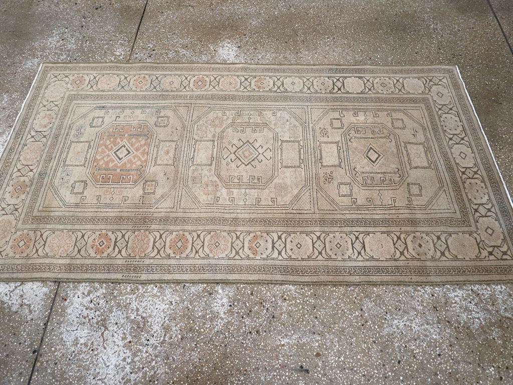 Antique Persian Tabriz Throw Rug, No.25869 - Staging