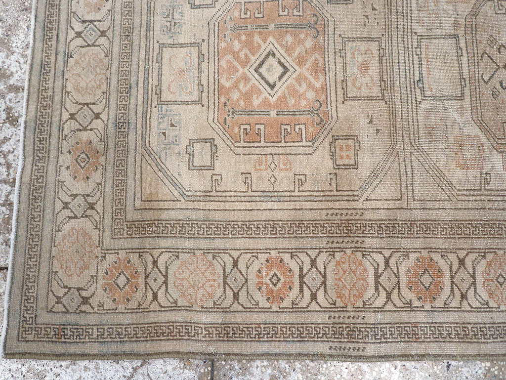 Antique Persian Tabriz Throw Rug, No.25869 - Staging