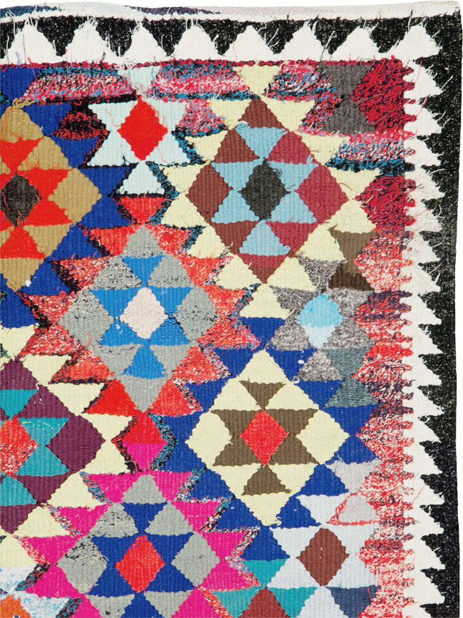 Vintage Persian Kilim, No.25907 - Staging