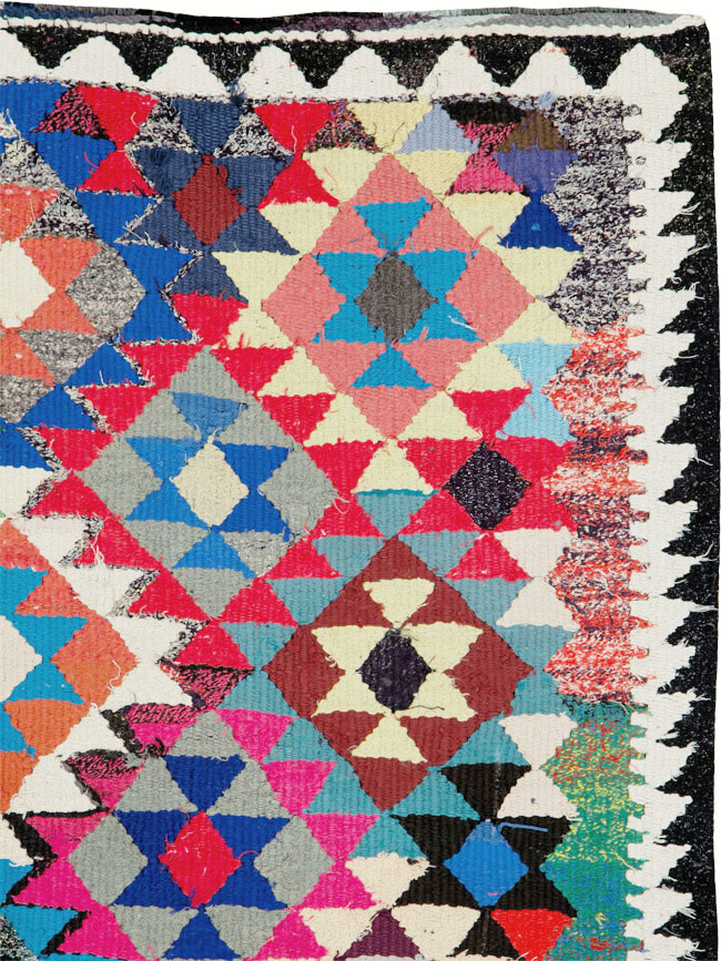 Vintage Persian Kilim, No.25907 - Staging