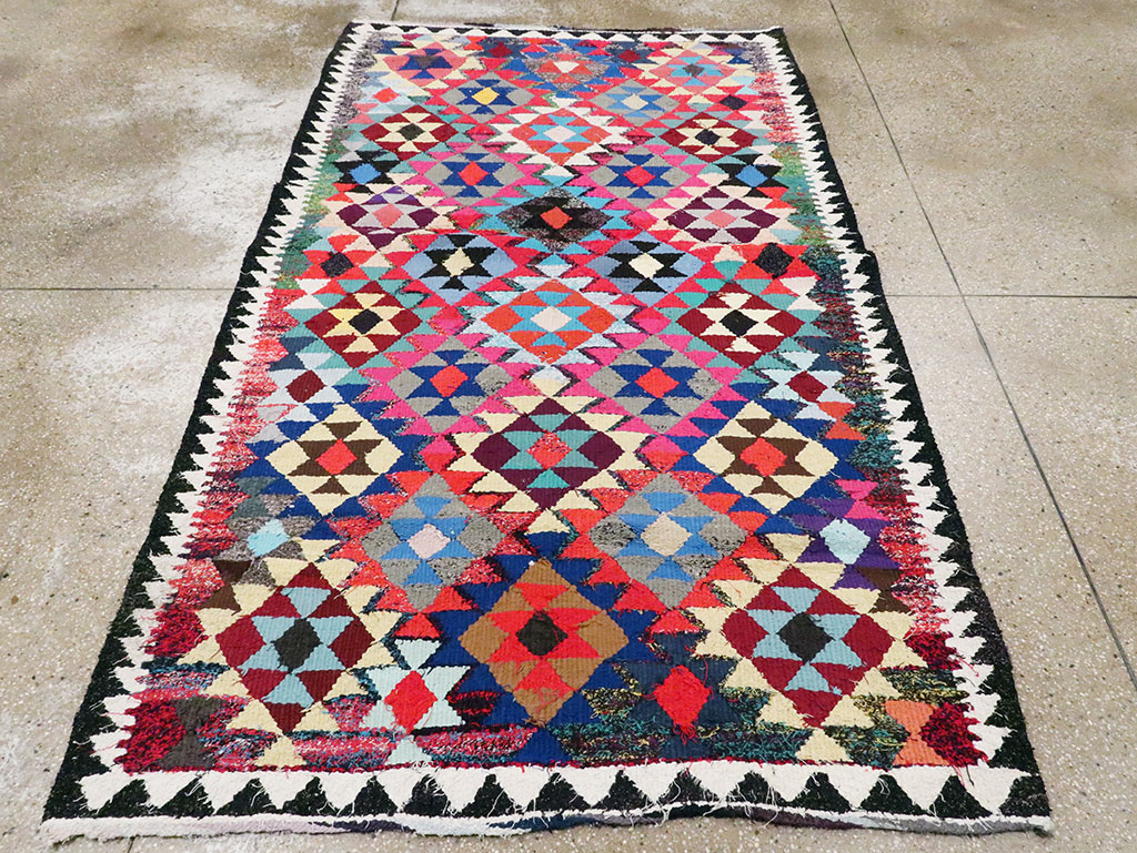 Vintage Persian Kilim, No.25907 - Staging