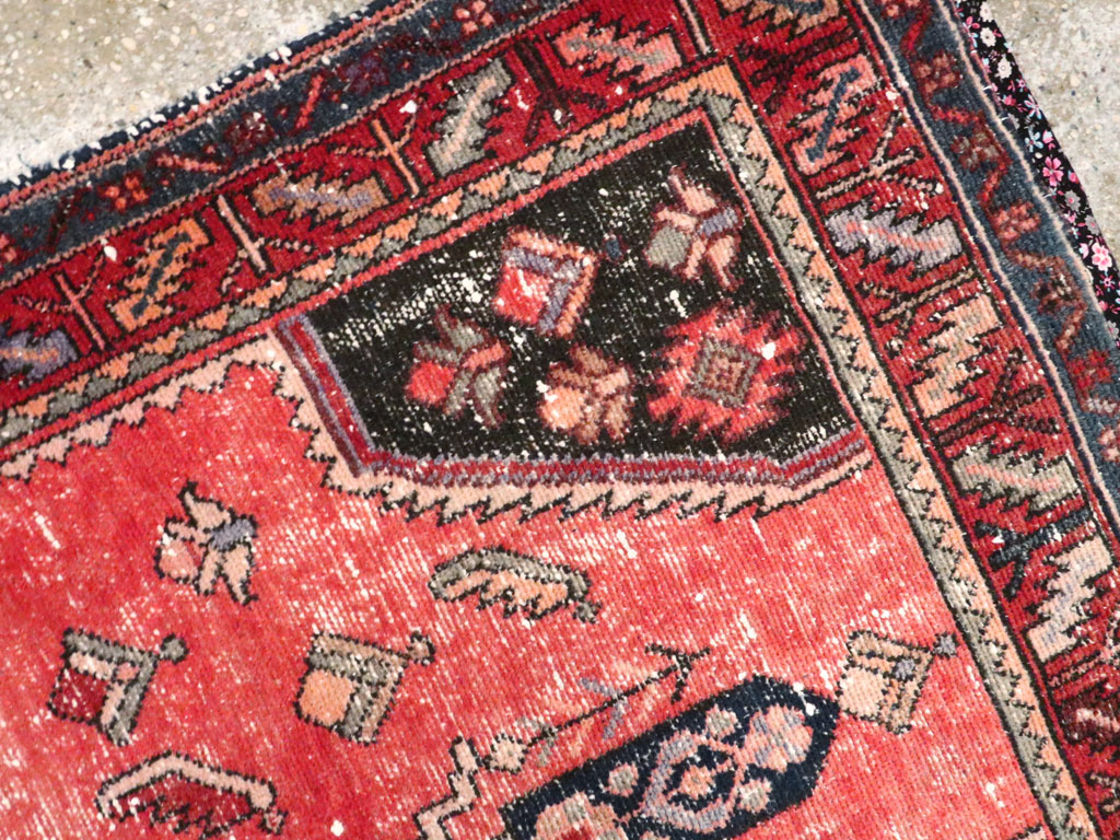 Vintage Persian Hamadan Rug, No.25916 - Staging
