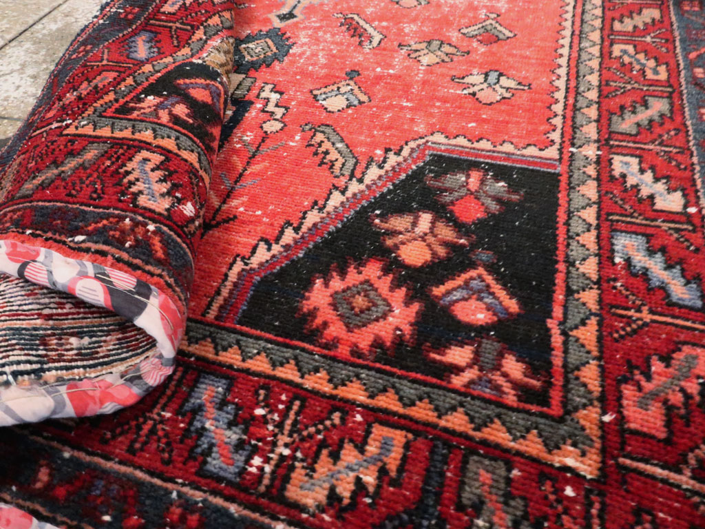 Vintage Persian Hamadan Rug, No.25916 - Staging