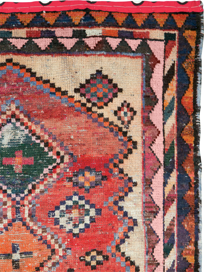 Vintage Persian Hamadan Rug, No.25918 - Staging