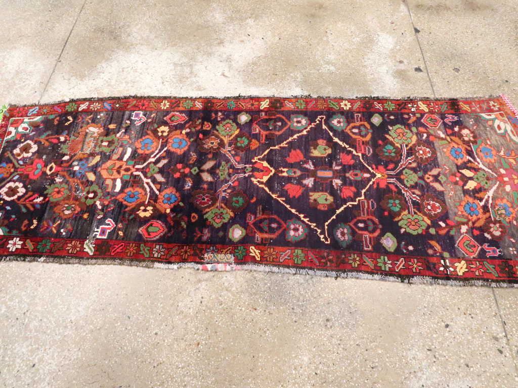 Vintage Anatolian Rug, No.25919 - Staging