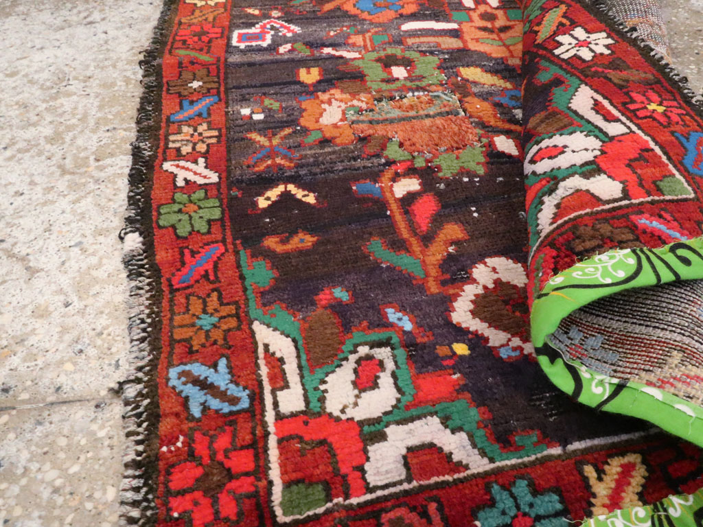 Vintage Anatolian Rug, No.25919 - Staging