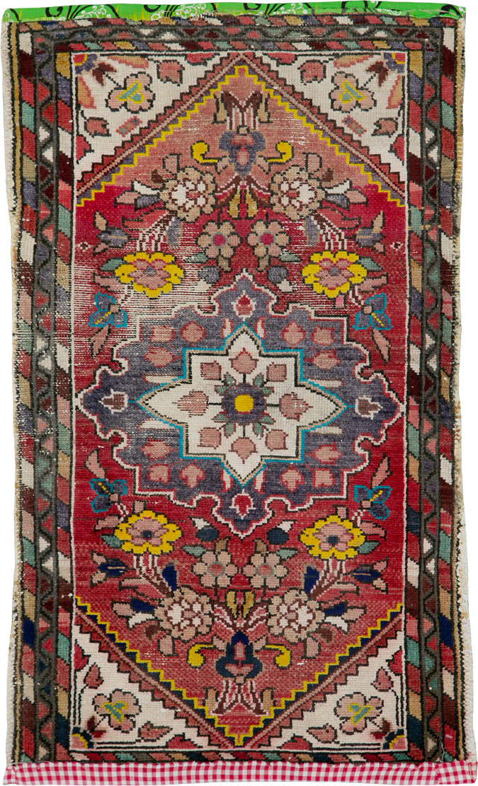 Vintage Persian Hamadan Rug, No.25922 - Staging