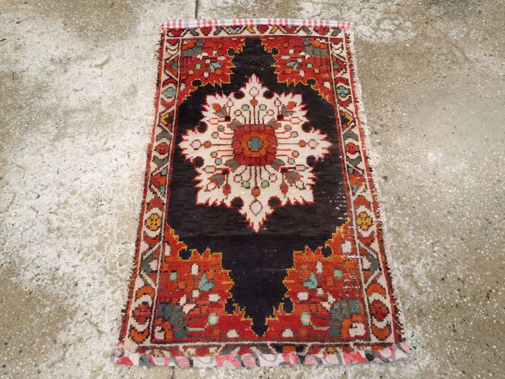Vintage Persian Hamadan Rug, No.25927 - Staging