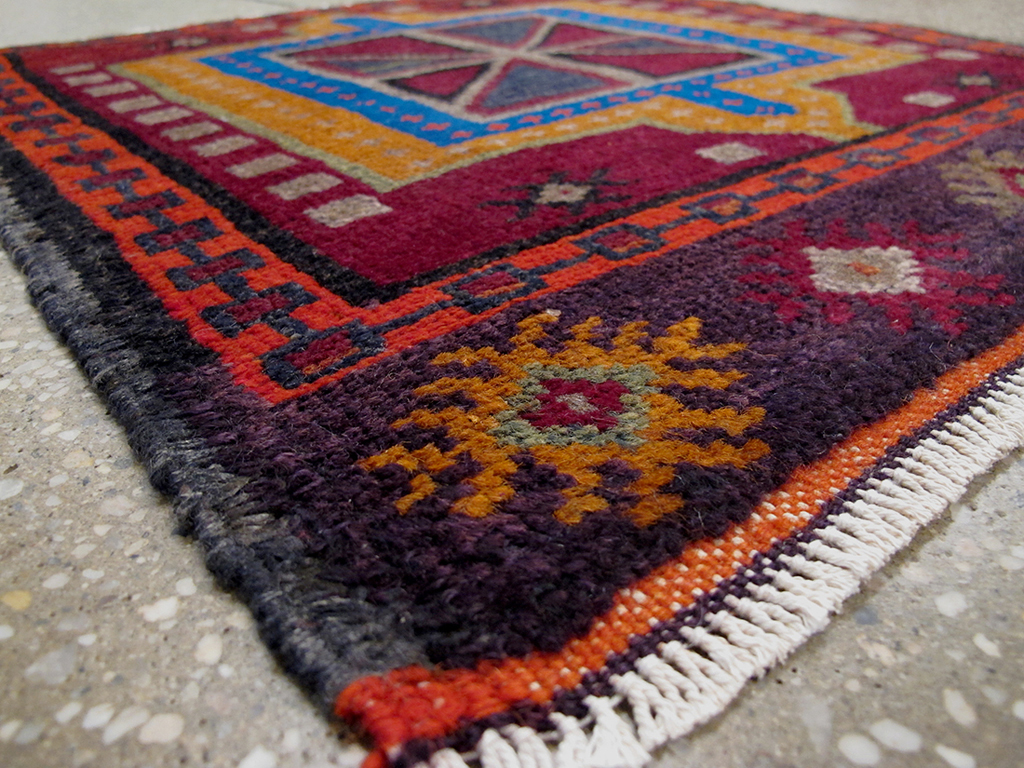 Vintage Persian Hamadan Rug, No.25931 - Staging