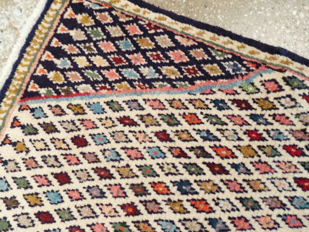 Vintage Persian Hamadan Rug, No.25932 - Staging