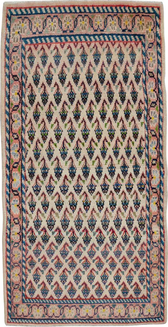 Vintage Persian Hamadan Rug, No.25940 - Staging