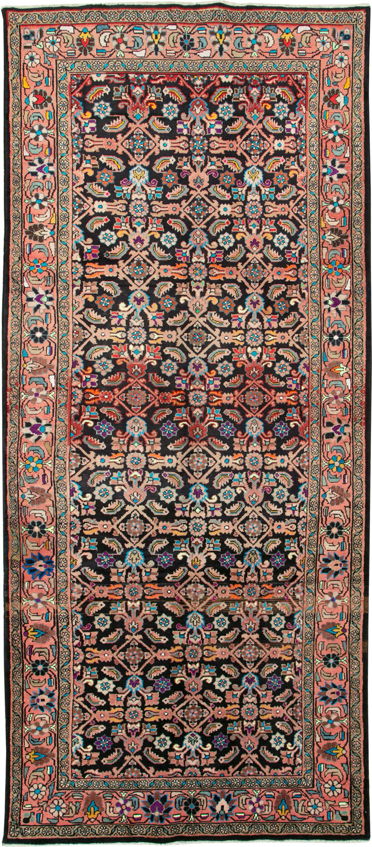 Vintage Persian Mahal Gallery Carpet, No.25943 - Staging