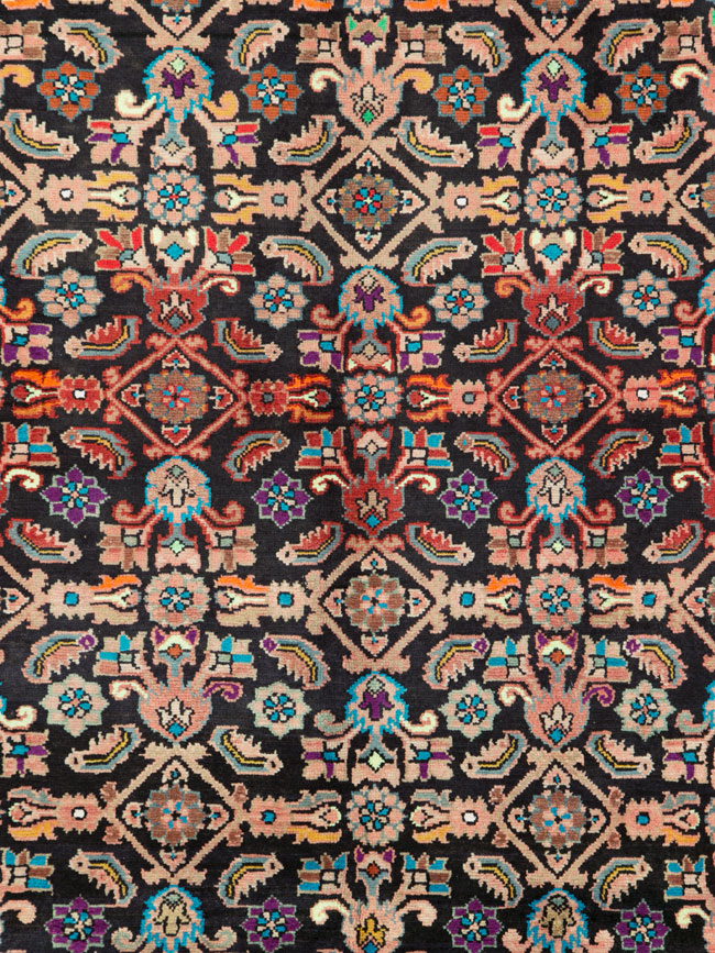 Vintage Persian Mahal Gallery Carpet, No.25943 - Staging