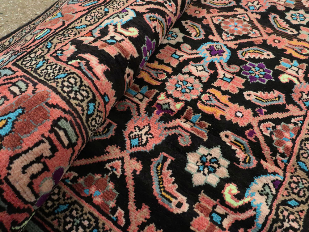 Vintage Persian Mahal Gallery Carpet, No.25943 - Staging