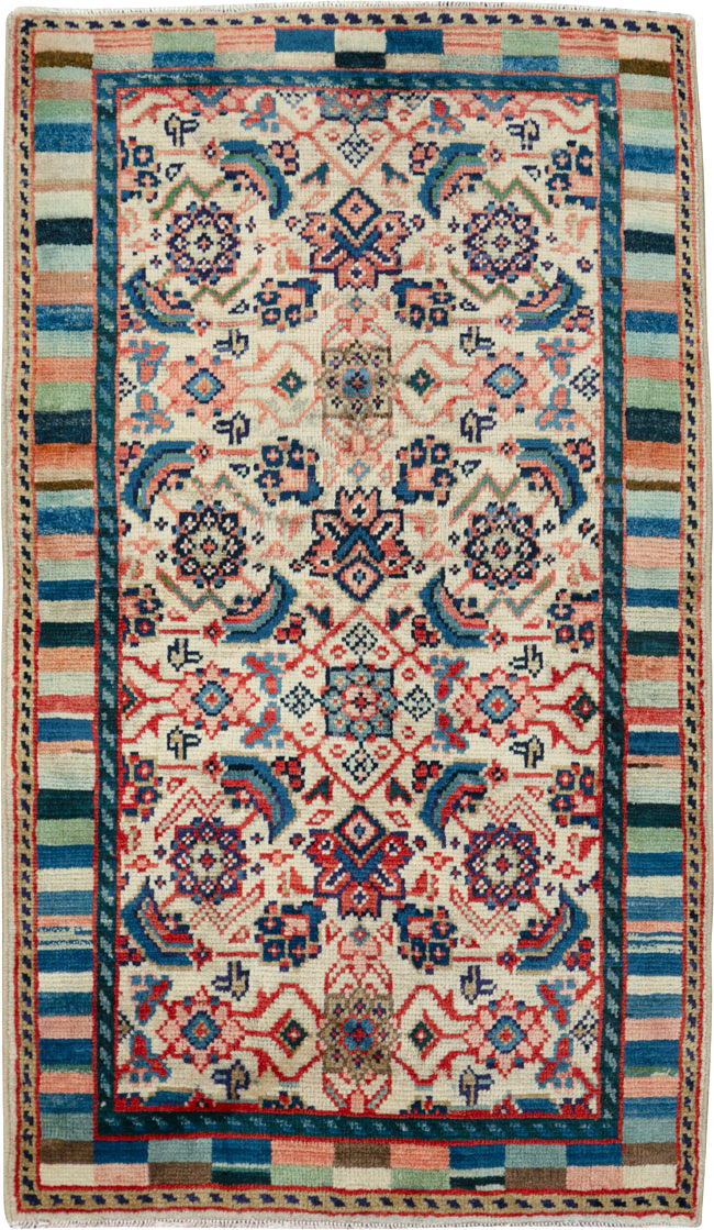 Vintage Persian Hamadan Rug, No.25947 - Staging
