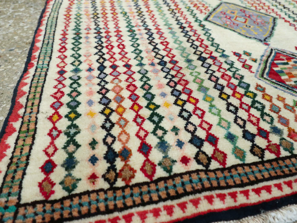 Vintage Persian Hamadan Rug, No.25973 - Staging