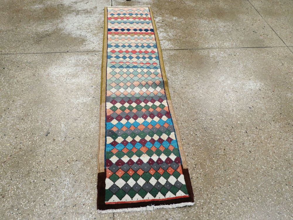 Vintage Persian Mahal Runner, No.25976 - Staging