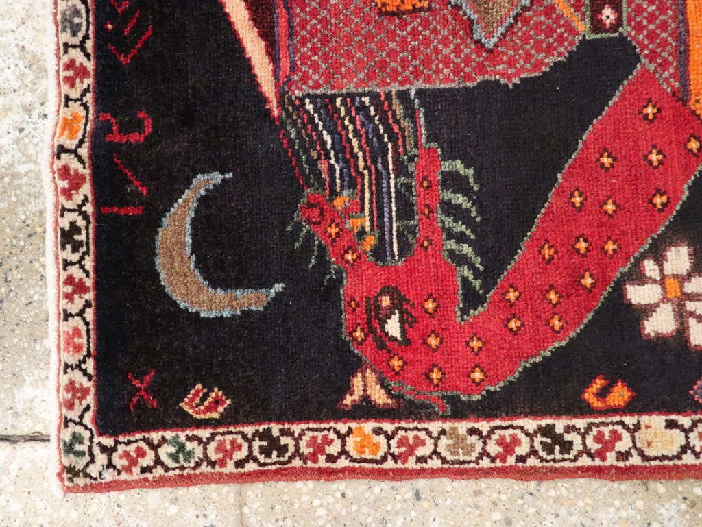 Vintage Persian Pictorial Hamadan Rug, No.25979 - Staging