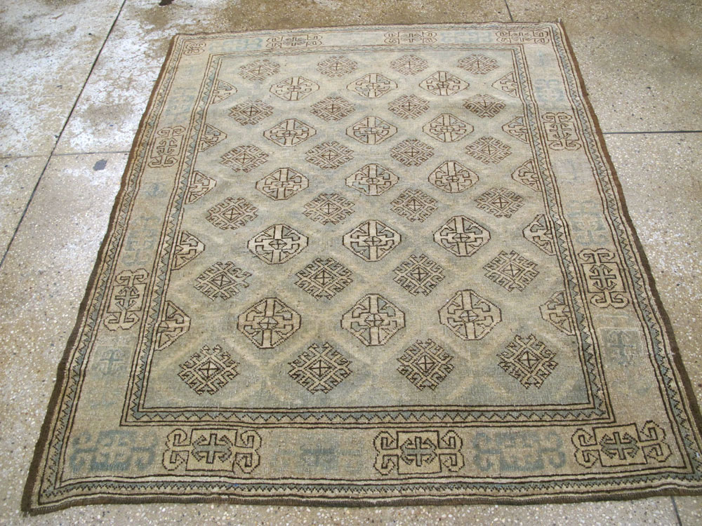 Vintage Persian Kurd Square Accent Rug, No.26008 - Staging