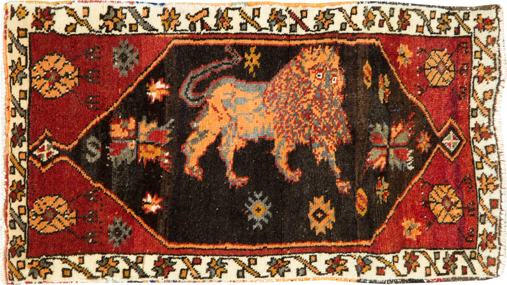 Vintage Turkish Anatolian Pictorial Throw Rug, No.26011 - Staging