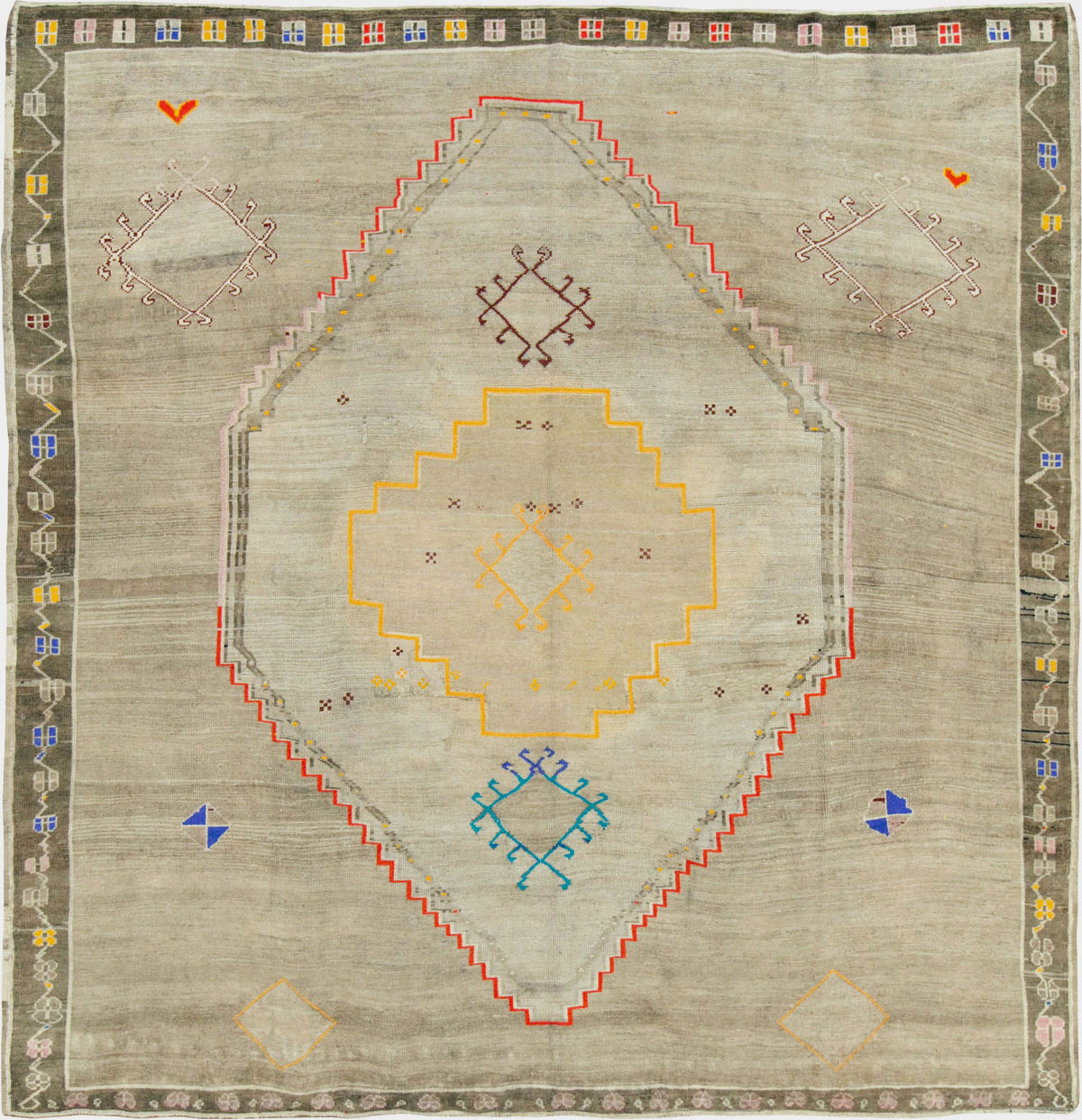 Vintage Turkish Anatolian Carpet, No.26017 - Staging