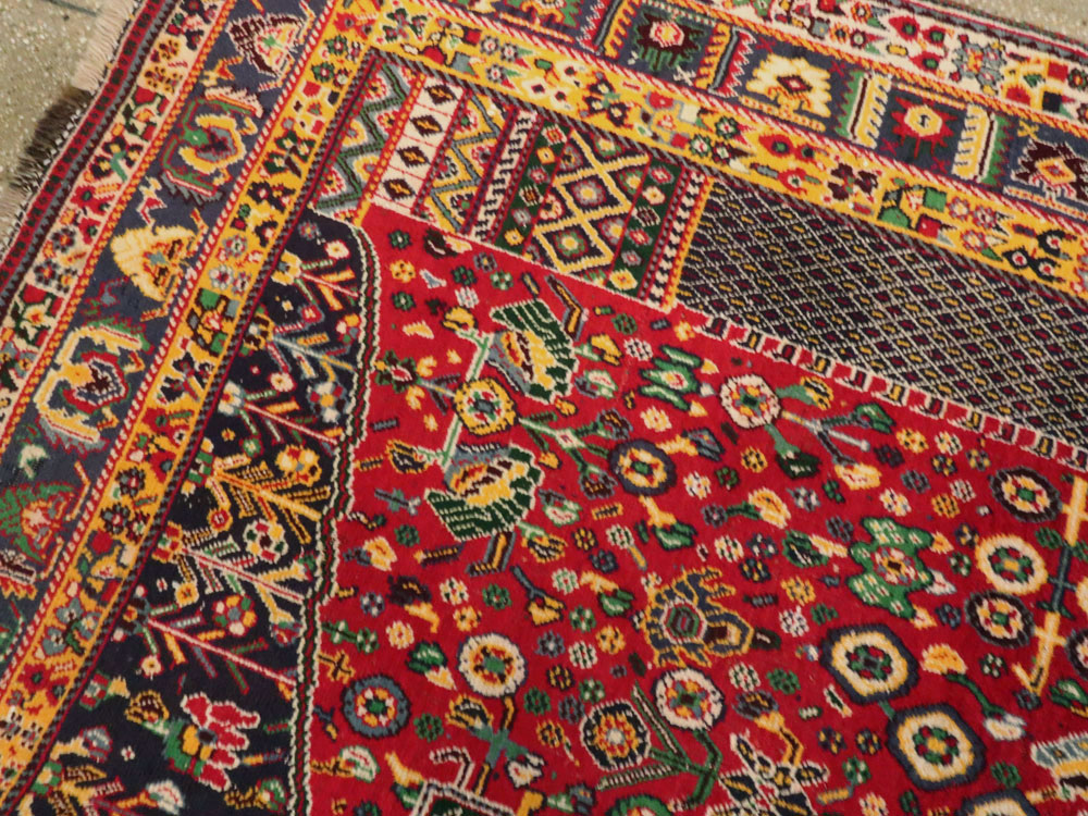 Vintage Persian Shiraz Rug, No.26023 - Staging